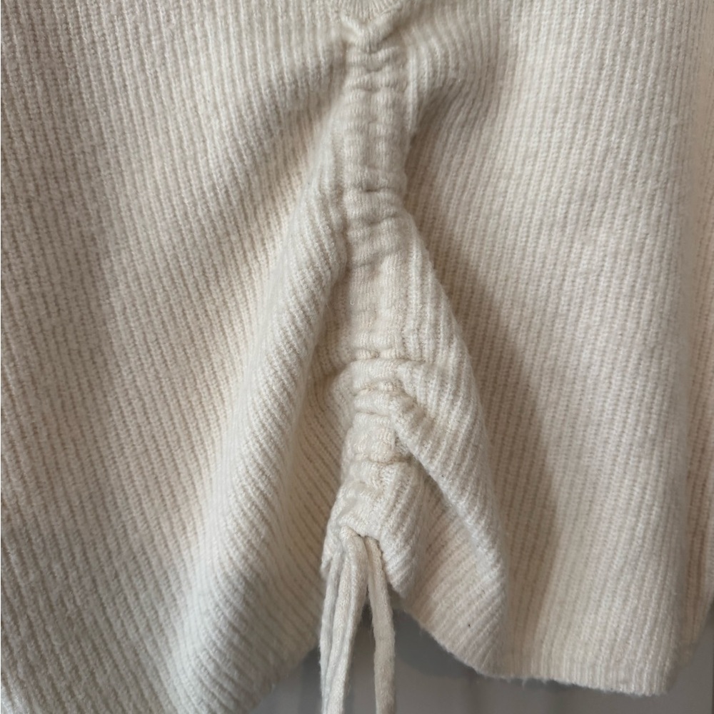 Mustard Seed l Cinched Sweater l M - Picture 2 of 5
